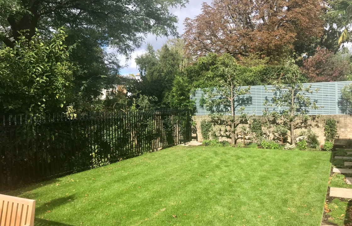 completed garden turfing in London at Holland Park