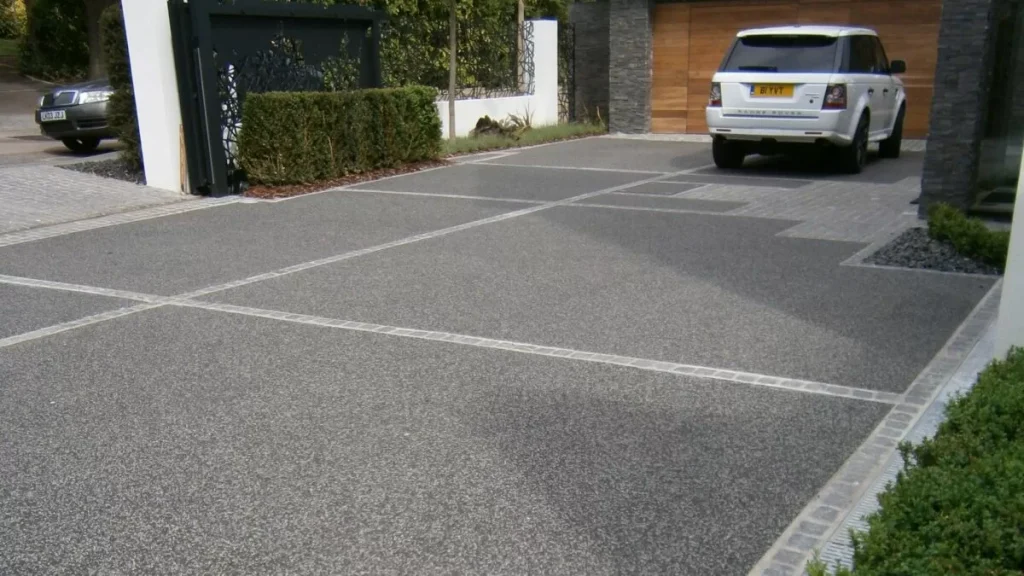 Grey coloured resin drive Loughton, installed by Greenstone Landscapes