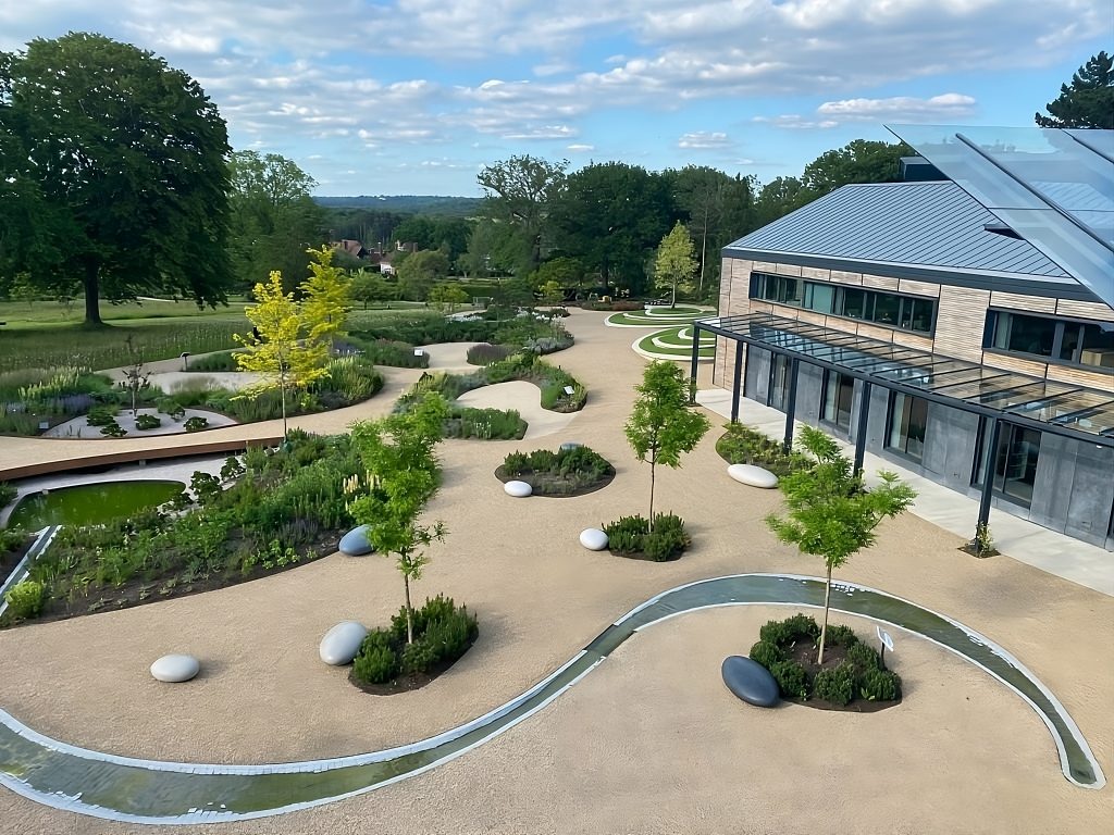 spray tar and chippings transformation installed by Greenstone Lances