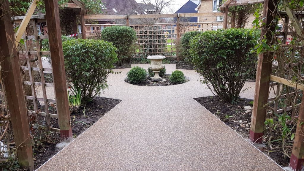 Garden Landscaping with soft planting and resin bound pathways