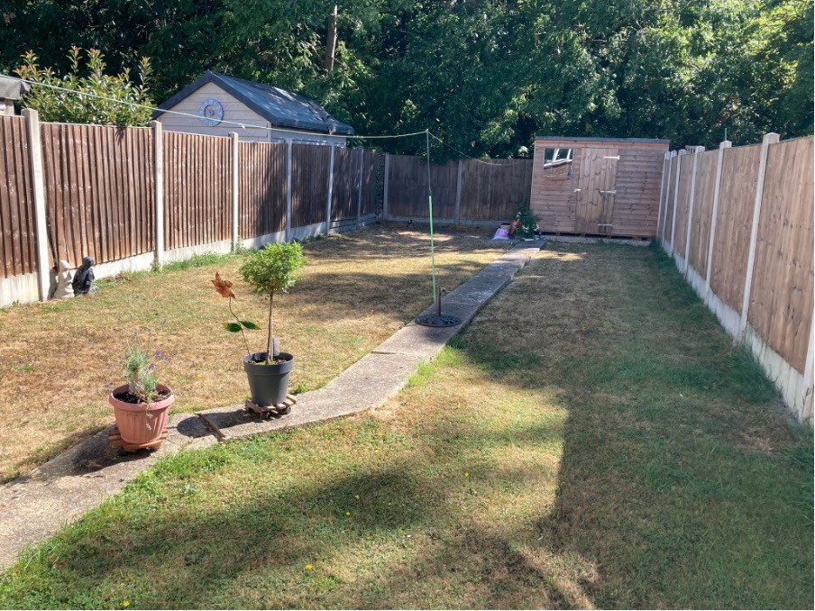 Garden Landscaping and patio Chelmsford Before
