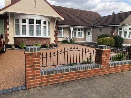 Resin bound gravel drive upminster